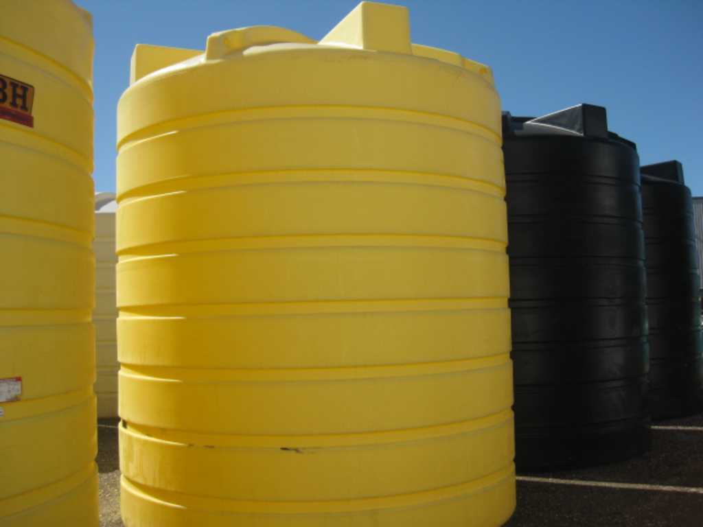 Enduraplas 6250 Gallon Vertical Liquid Storage Tank Yellow