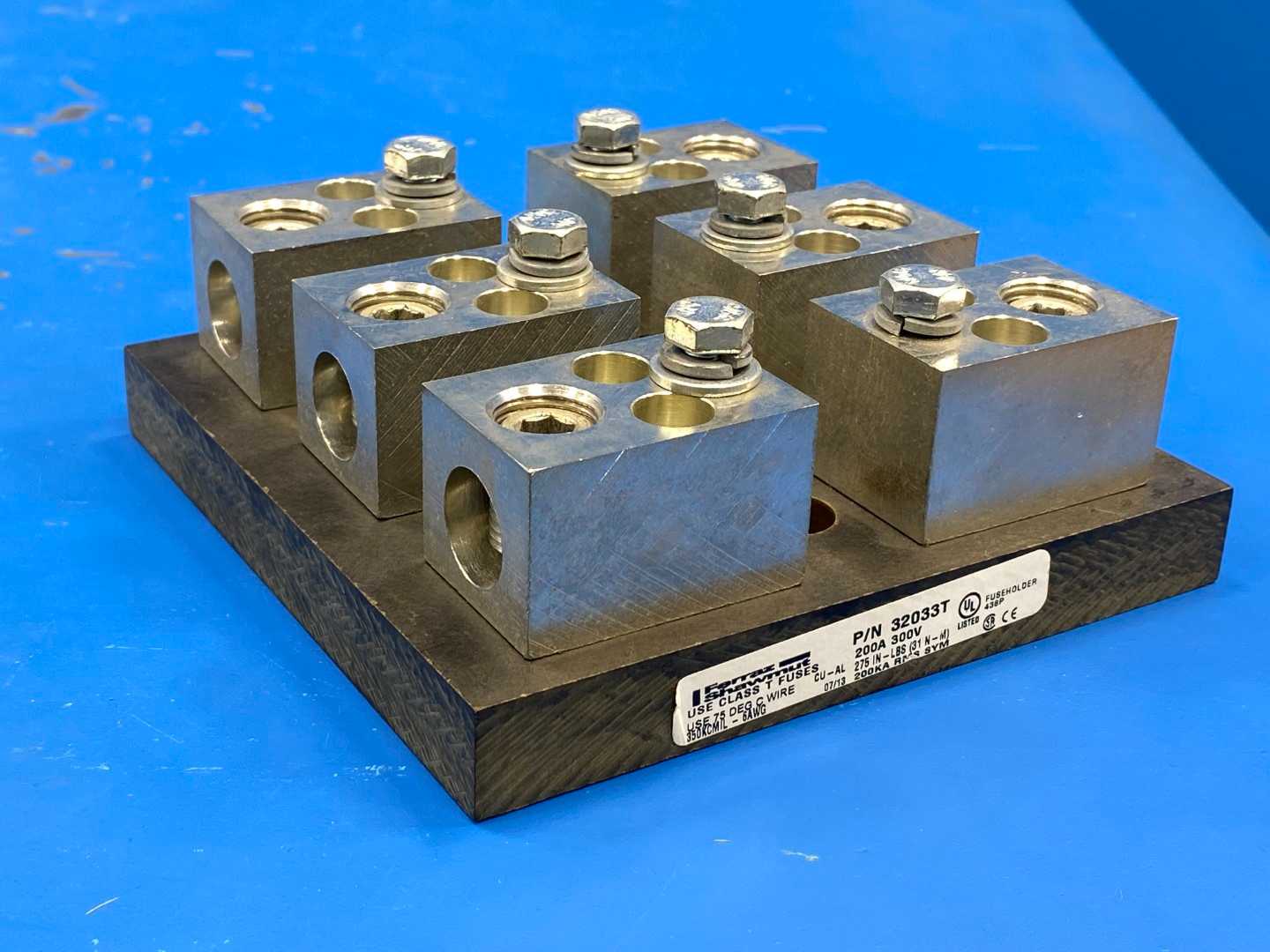 Mersen 32033T 200 Amp Fuse Block Ferraz Shawmut / 300V