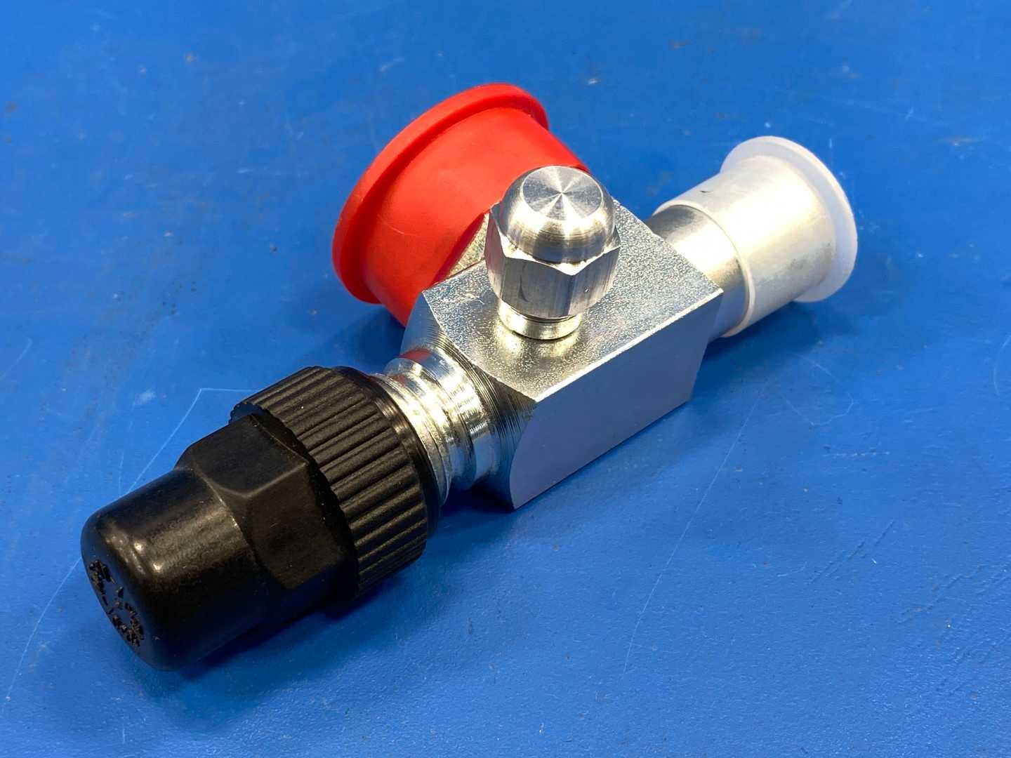 Refrigeration Sales, Inc. 091-400C210/120LZ 1"-14 x 5/8" x 7/8" Horizontal Rotalock Service Valve 1/4" Service Port: Left