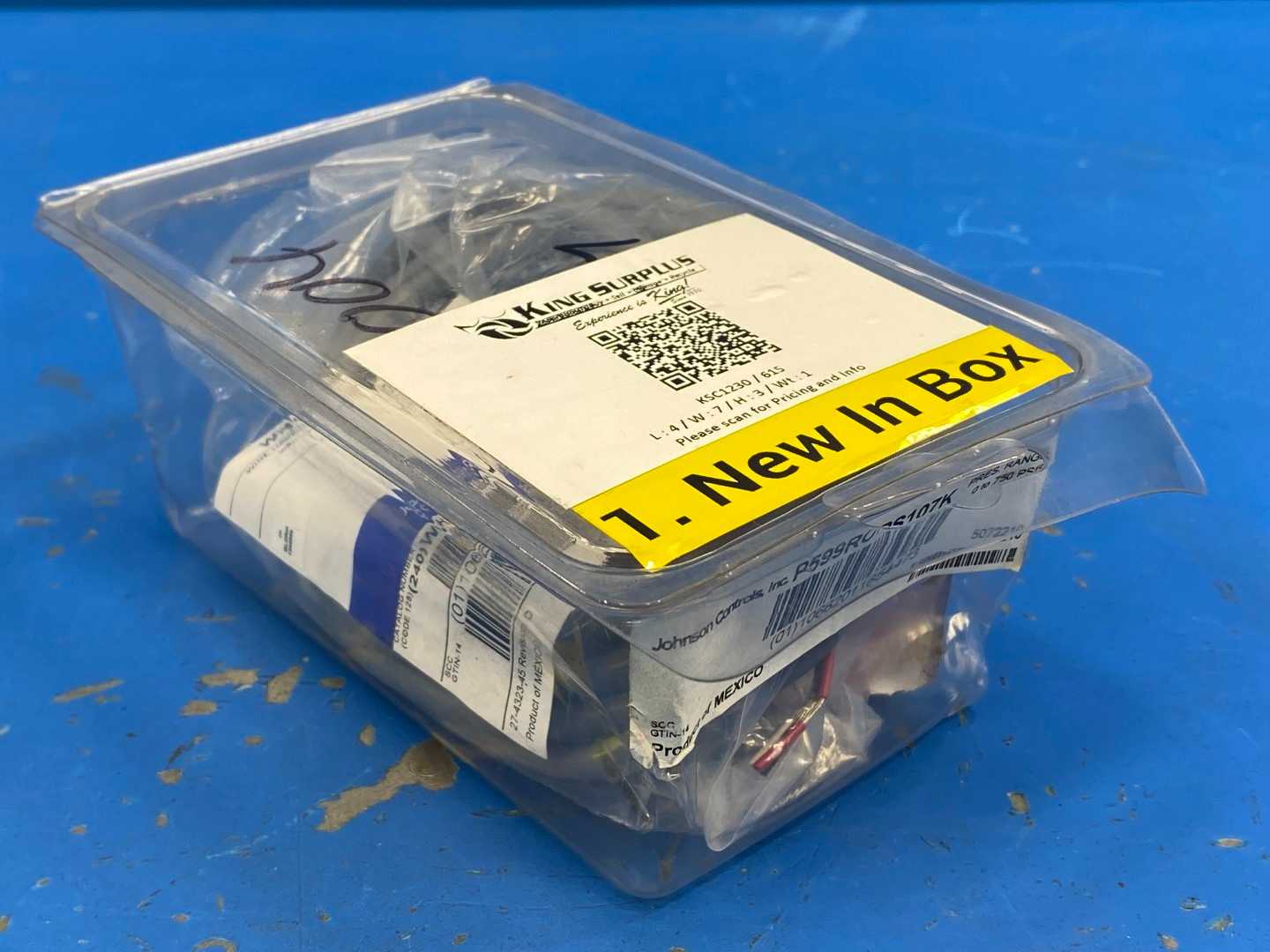 Johnson Controls P599RCPS107K; WHA-PKD3-200C / P599RCPS107C P599RCPS107K, 0-750 PSIS Pressure Transducer 1/4"SAE 45