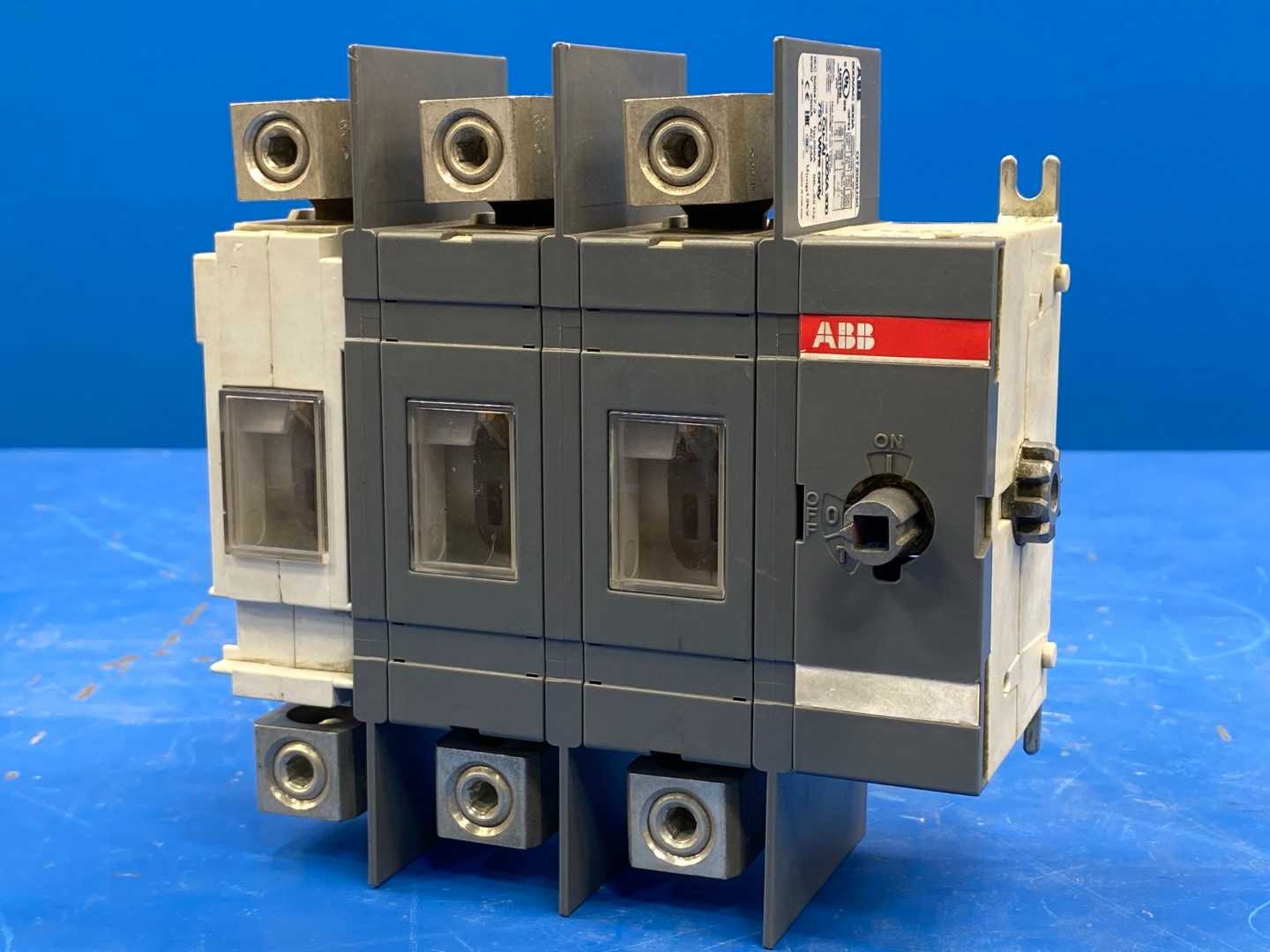 ABB OT200U30 200 Amp Disconnect Switch 600V 3-Phase