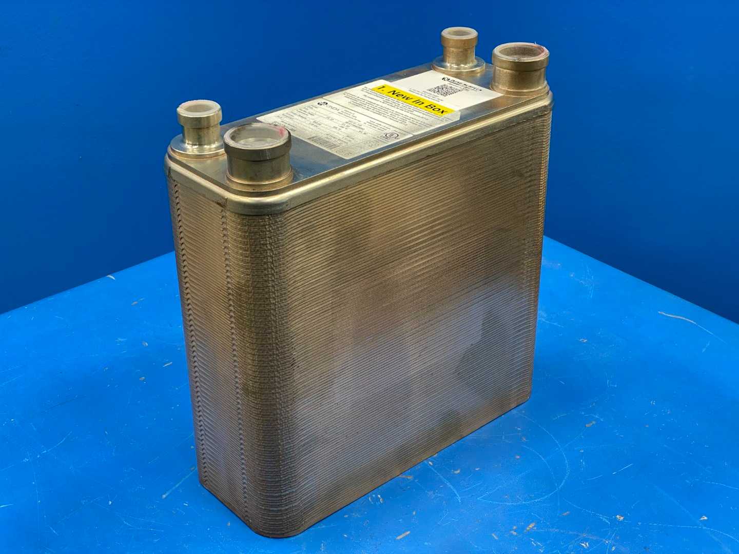 Onda S.p.A. S12 H-118 Brazed Plate Heat Exchanger 1.08/1.10gal (Approximately 8.4 tons) 653 PSI All Refrigerants Except Ammonia