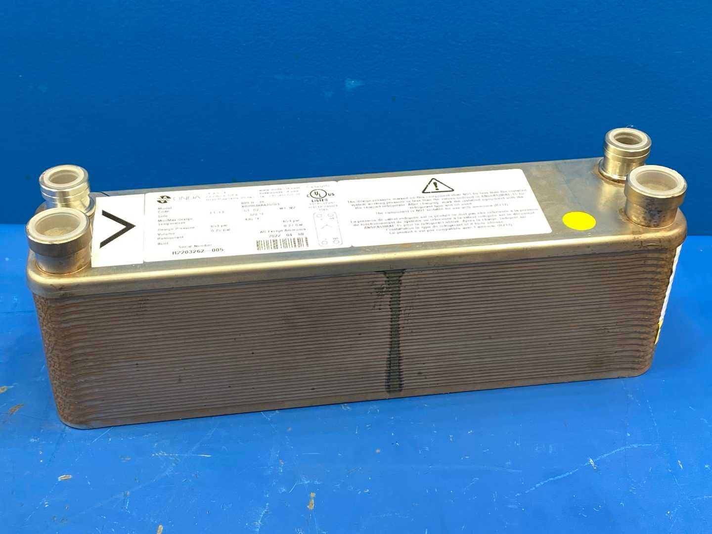 Onda S.p.A. S09 H-38 Brazed Plate Heat Exchanger 0.25/0.27gal (Approximately 2.9 tons) 653 PSI All Refrigerants