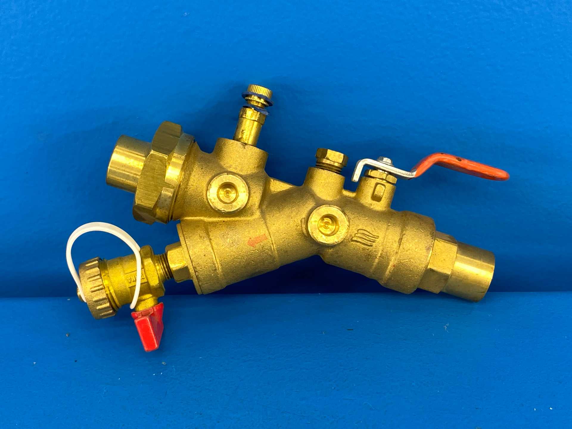 IMI Flow Design YCSBS-075S-075S-PT1-PL2,HN3 YC SBS Y-Strainer Combination Ball Valve 3/4" S x 3/4" S Brass 400 WOG PN25 (Short Orange Handle)