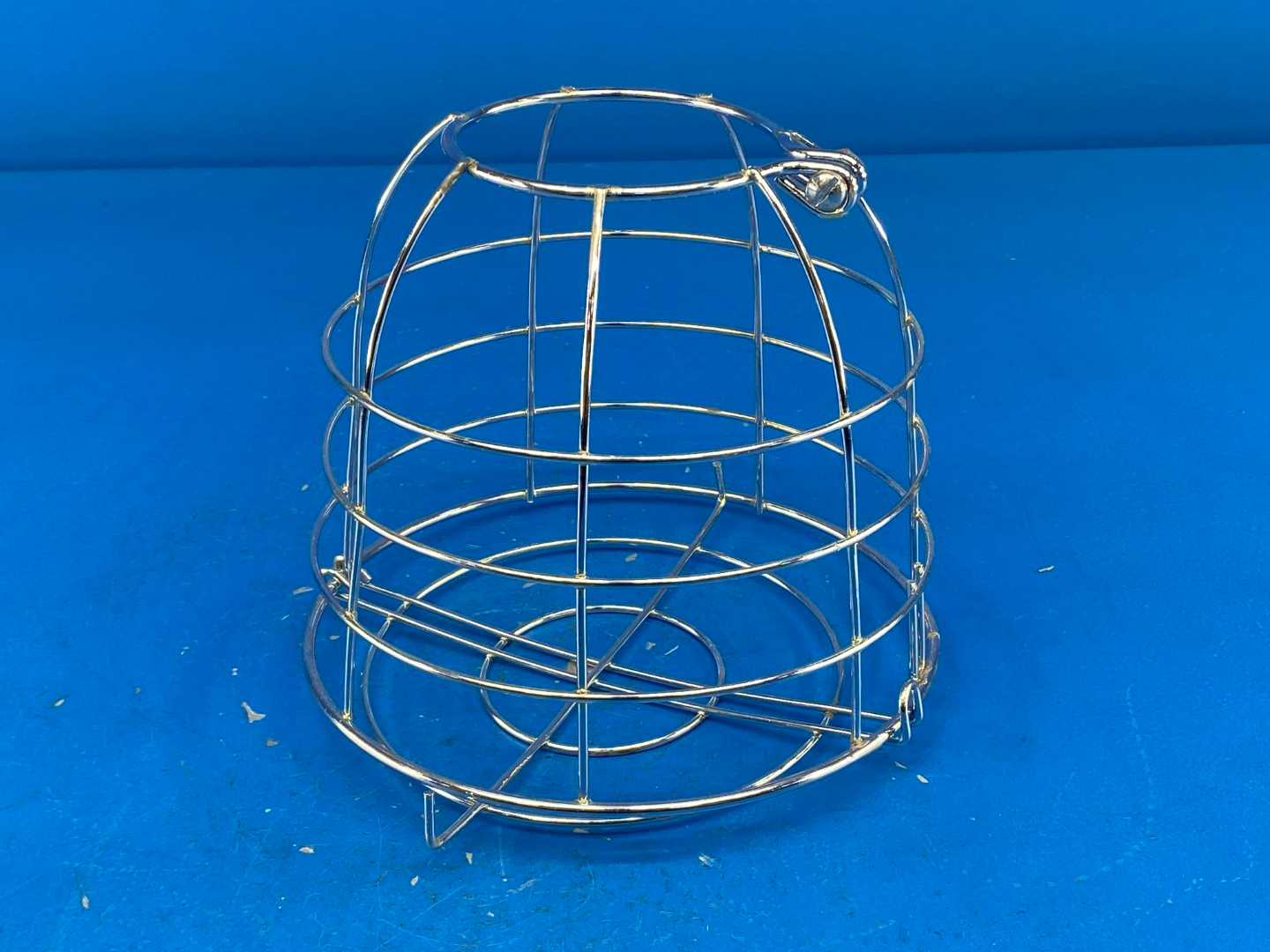 Genlyte Thomas C42-2 Wire Guard for 150L Parholder
