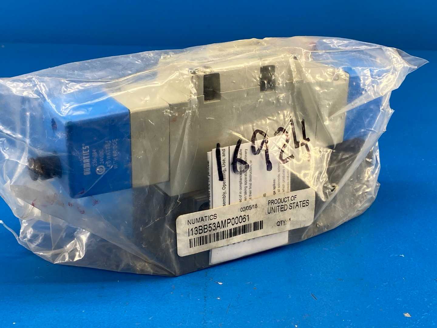 Numatics I13BB53AMP00061 ISO 5599/2 Solenoid-Operated Directional Control Valve