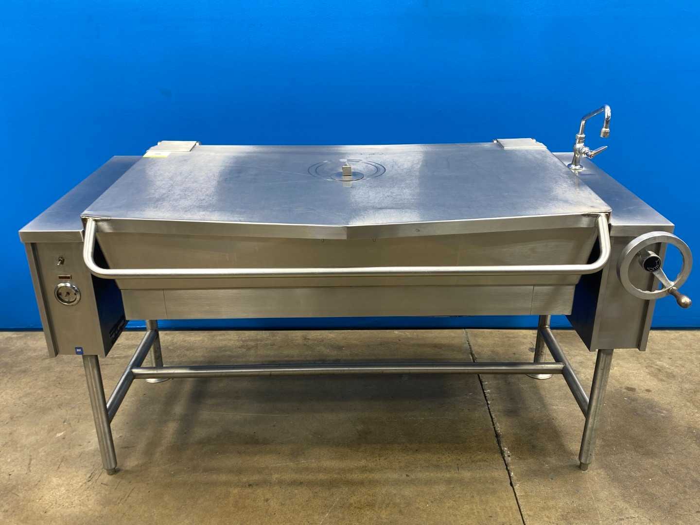 Vulcan VETS-40 Hart Electric Tilting Braising Pan / Tilt Skiller Item 2