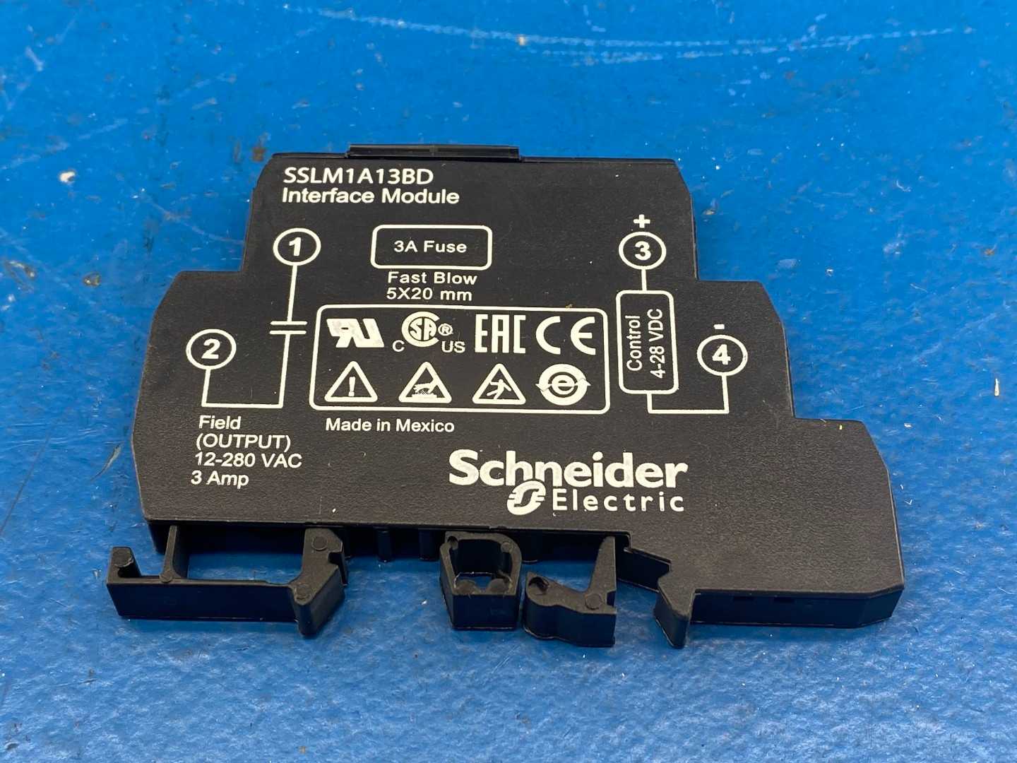 Schneider Electric SSLM1A13BD Interface / SSR Output Module