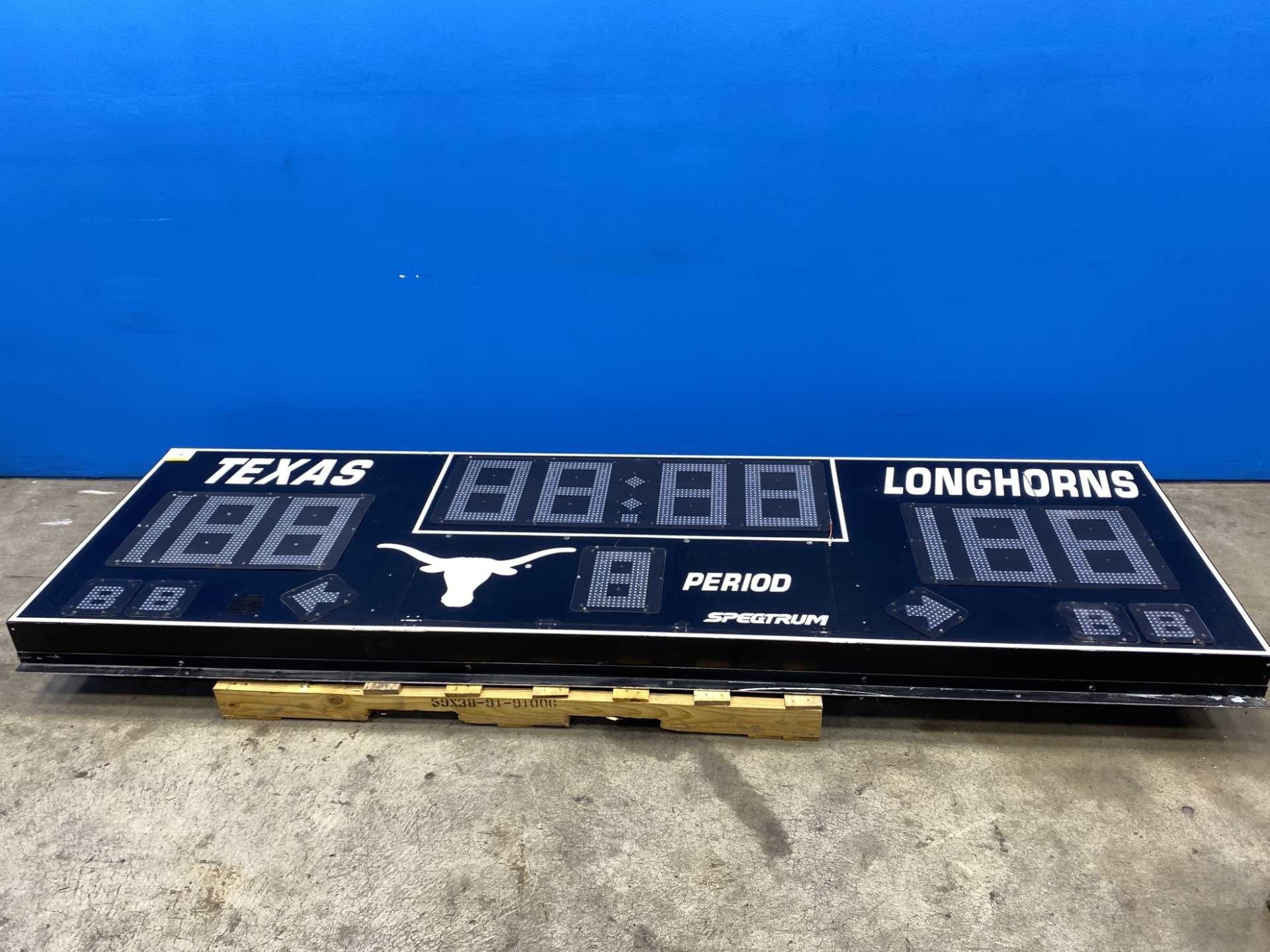 Spectrum GENUINE University of TEXAS LONGHORNS Scoreboard from Austin Campus 3 x 10 (Does not power on)